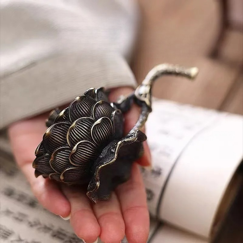 Alloy Lotus Hand Incense Burne - đánh giá và giá Home Fragrance Zen